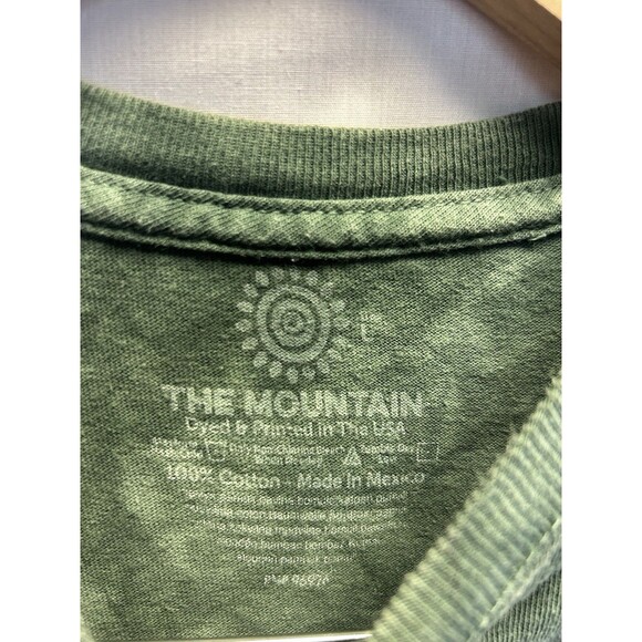 The Mountain Find 12 Wolves Shirt Green Tie Dye Boys Large - Picture 4 of 7
